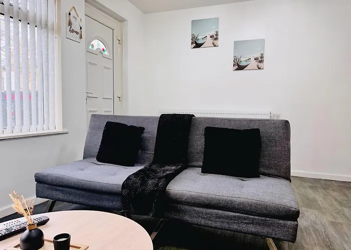 Cosy 1 Bed Flat, Sleeps 4, Free Parking * Брадфорд