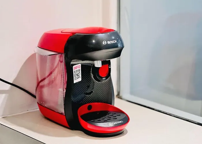 Апартаменты Cosy 1 Bed Flat, Sleeps 4, Free Parking Брадфорд