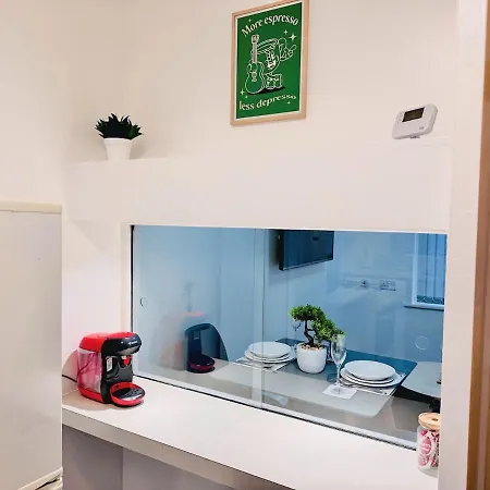 Apartment Cosy 1 Bed Flat, Sleeps 4, Free Parking *