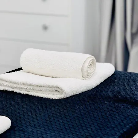 Διαμέρισμα Cosy 1 Bed Flat, Sleeps 4, Free Parking Μπράντφορντ